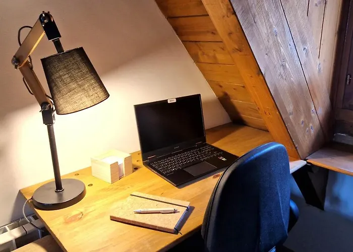 Centro De Sallent Con Wifi Lägenhet *